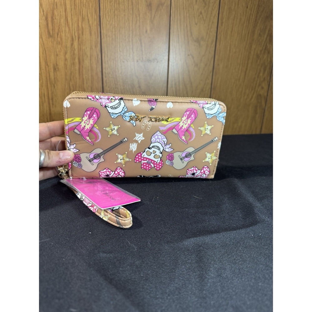 NWT $58 BETSEY JOHNSON Zip Around Skull Cowboy Wristlet Wallet Tan Pink Western